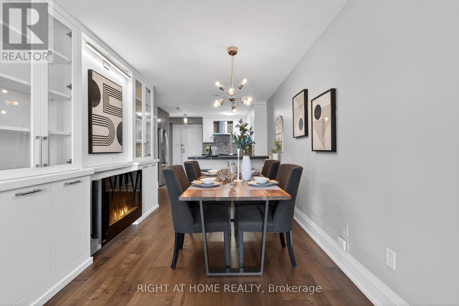 1715 - 44 St Joseph Street, Toronto, Ontario  M4Y 2W4 - Photo 12 - C12985582