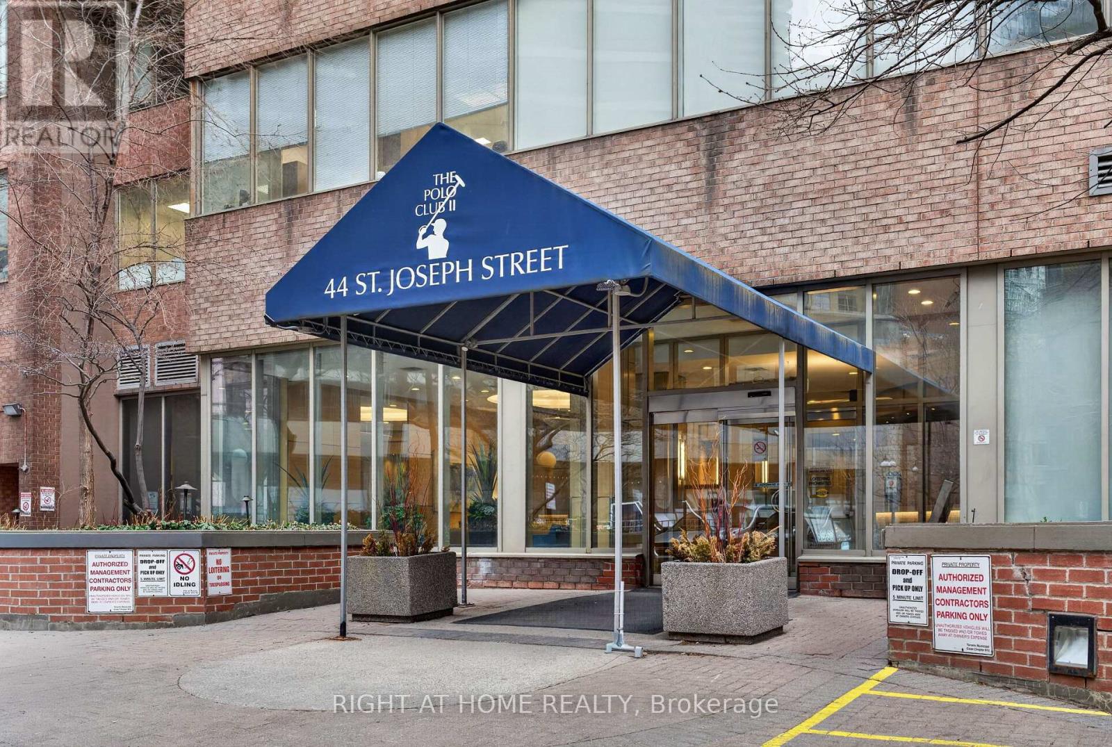 1715 - 44 St Joseph Street, Toronto, Ontario  M4Y 2W4 - Photo 33 - C12985582