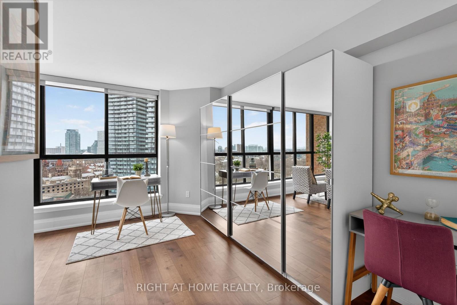 1715 - 44 St Joseph Street, Toronto, Ontario  M4Y 2W4 - Photo 9 - C12985582