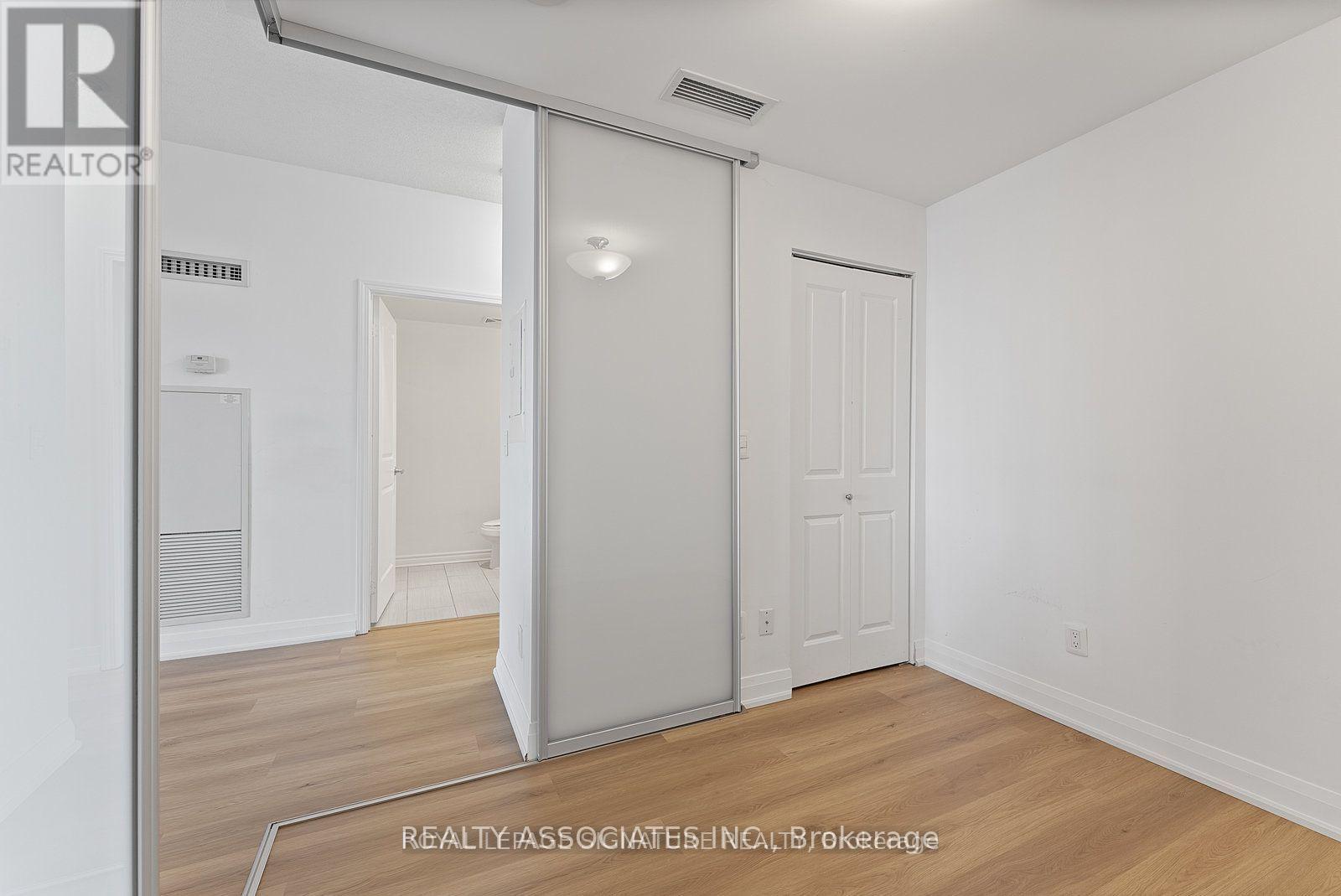 1016 - 2885 Bayview Avenue, Toronto, Ontario  M2K 0A3 - Photo 18 - C12985628