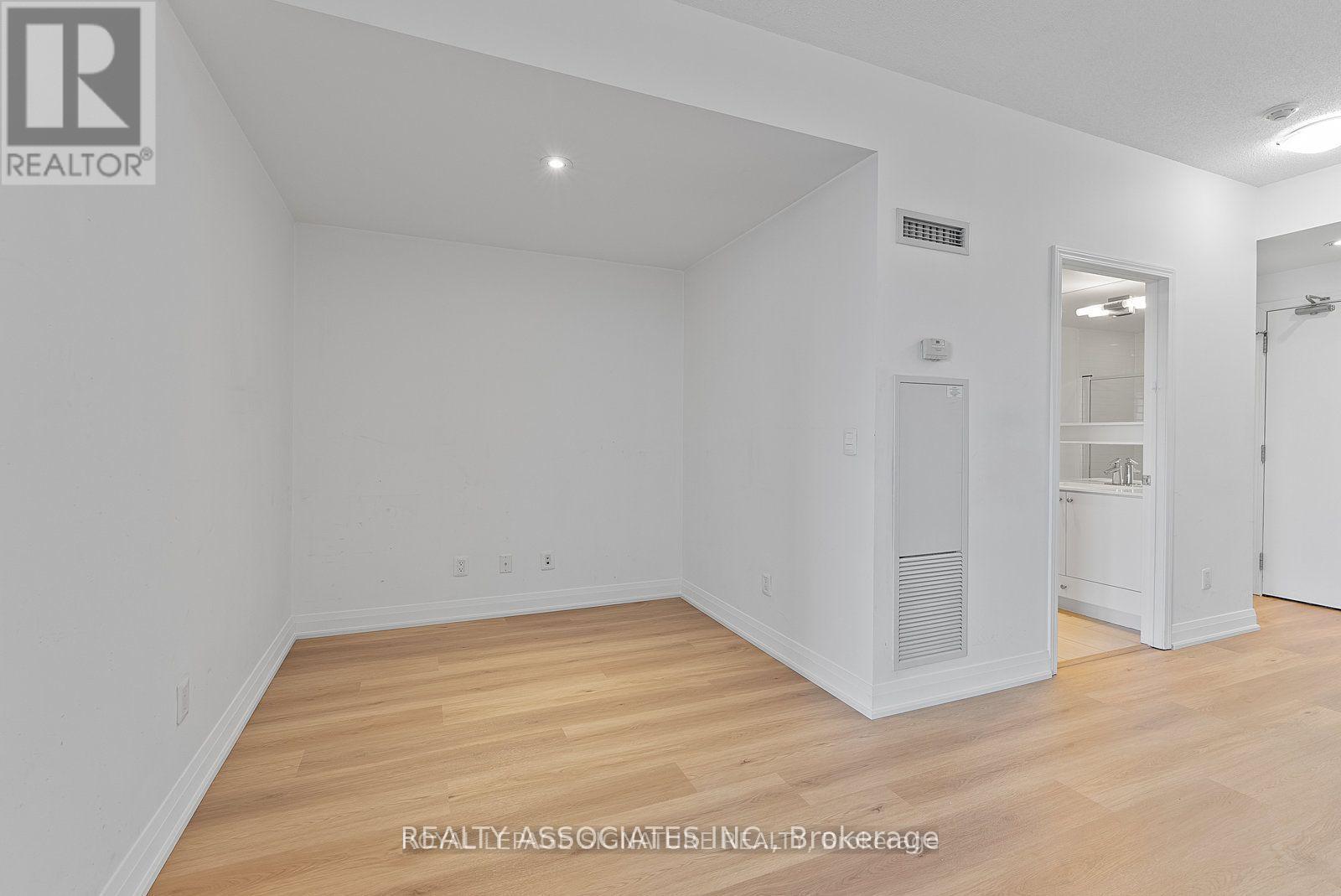 1016 - 2885 Bayview Avenue, Toronto, Ontario  M2K 0A3 - Photo 19 - C12985628