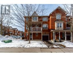 12 NAYLOR LANE, Ajax, Ontario