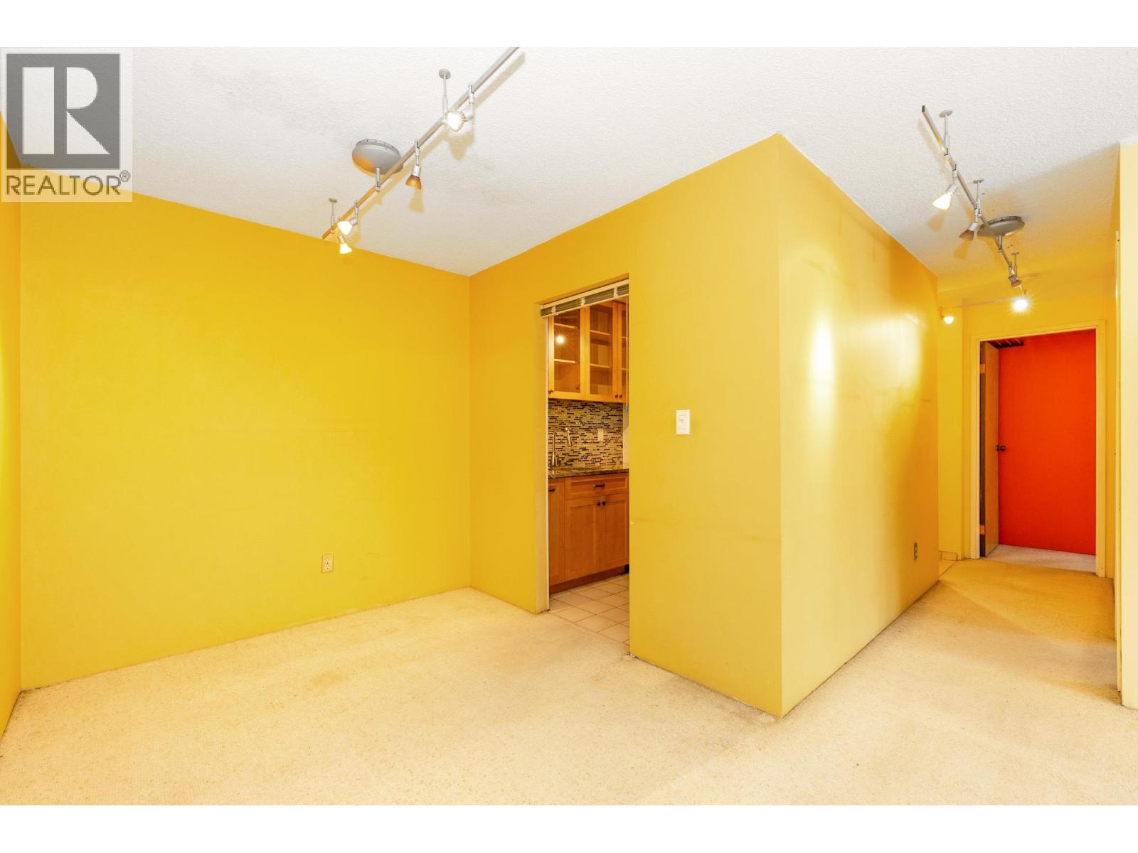 313 9584 Manchester Drive, Burnaby, British Columbia  V3N 4R1 - Photo 19 - R3108246