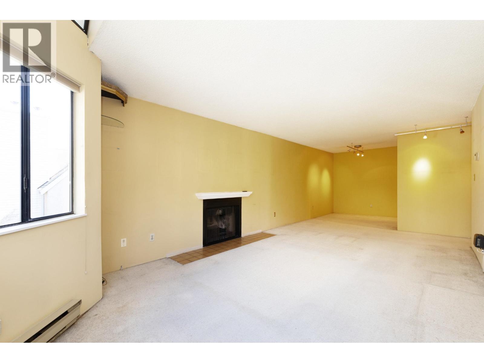 313 9584 Manchester Drive, Burnaby, British Columbia  V3N 4R1 - Photo 17 - R3108246