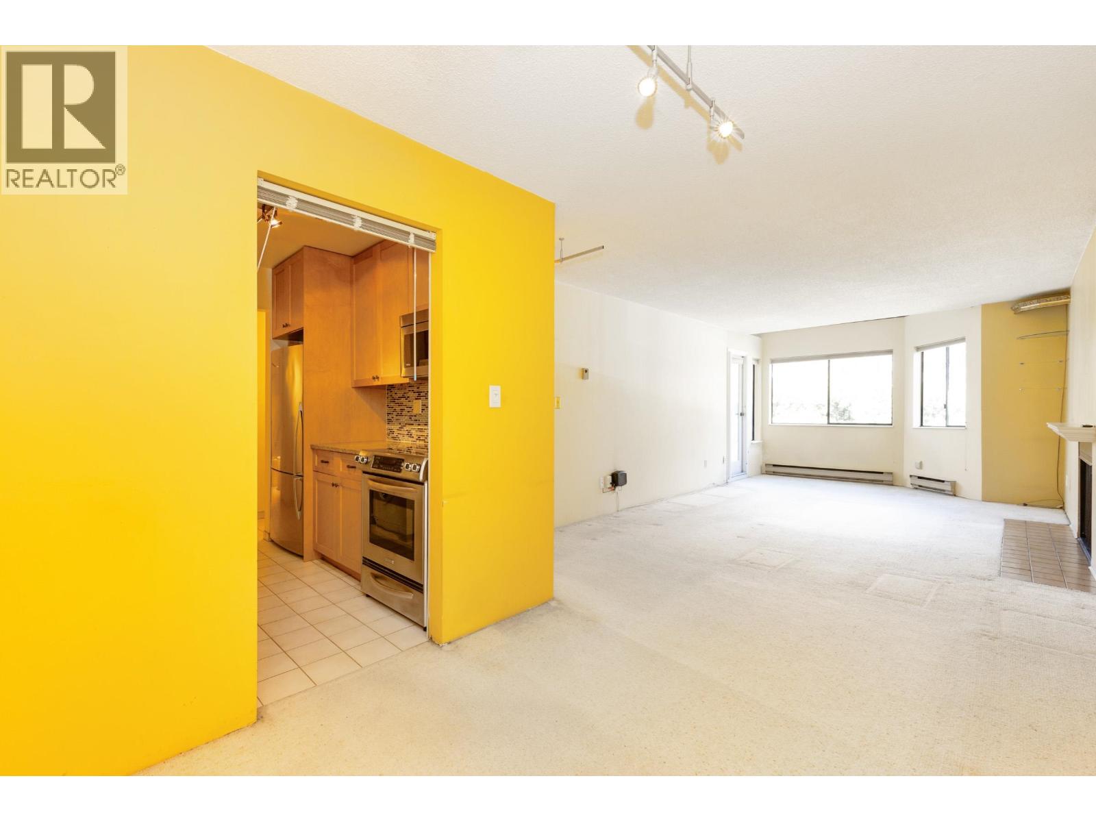 313 9584 Manchester Drive, Burnaby, British Columbia  V3N 4R1 - Photo 20 - R3108246