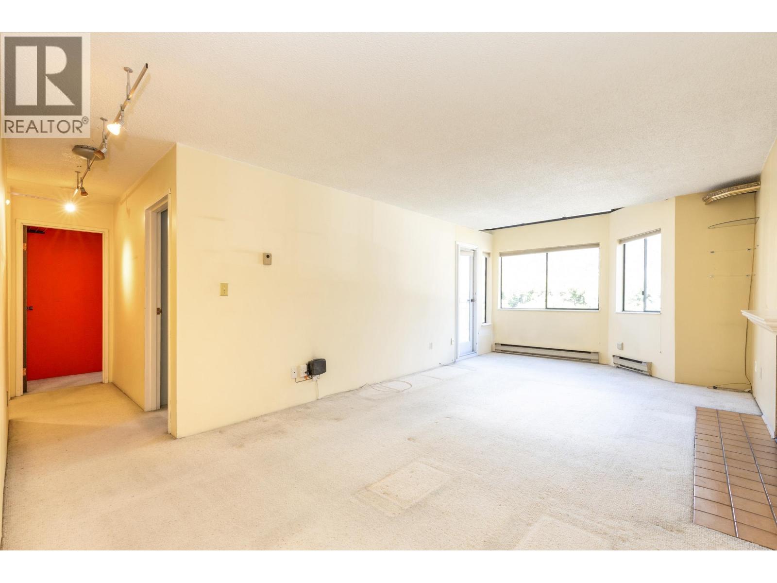 313 9584 Manchester Drive, Burnaby, British Columbia  V3N 4R1 - Photo 16 - R3108246