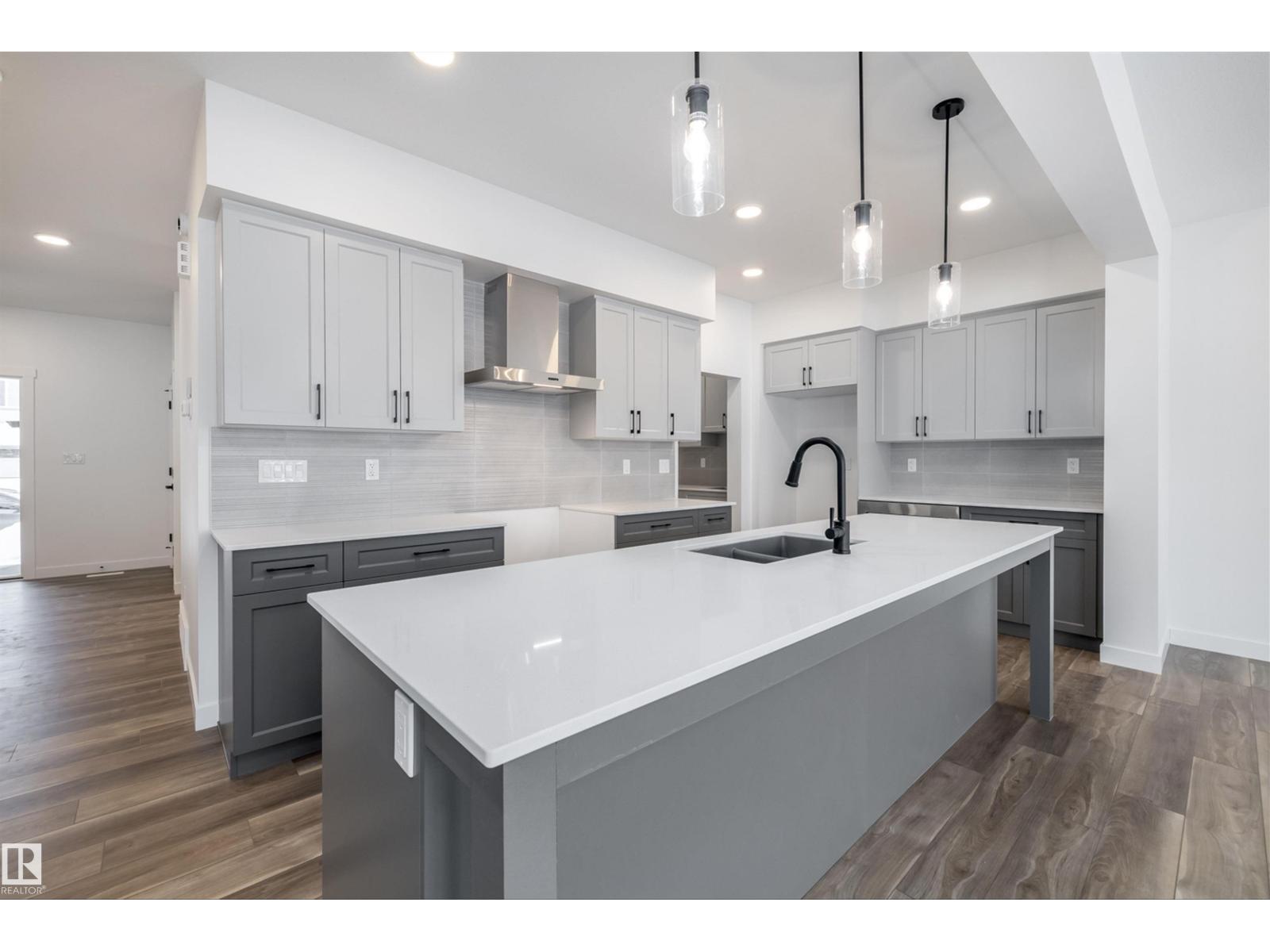 656 Kinglet Bv Nw, Edmonton, Alberta  T5S 0S8 - Photo 15 - E4471151