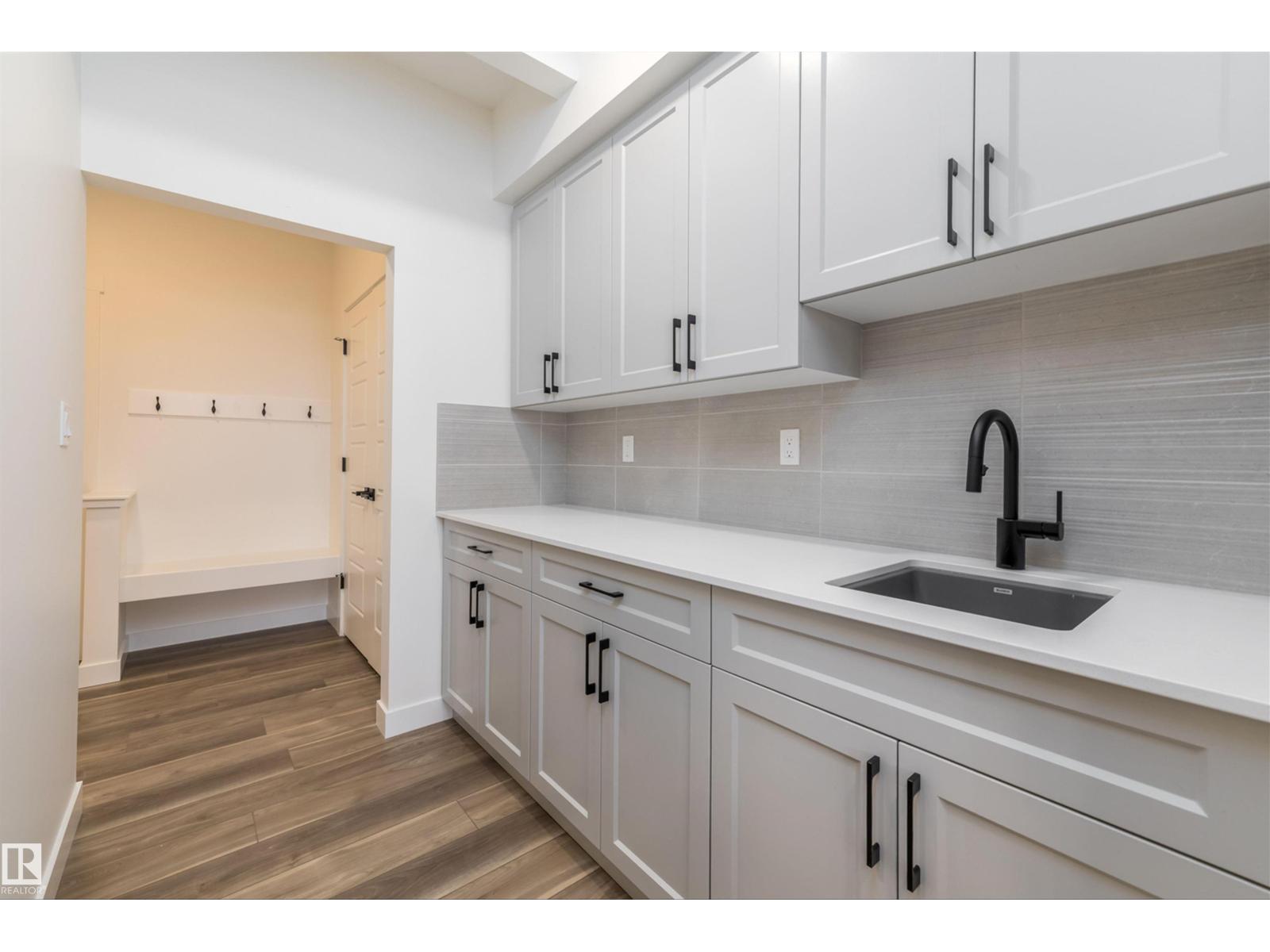 656 Kinglet Bv Nw, Edmonton, Alberta  T5S 0S8 - Photo 7 - E4471151