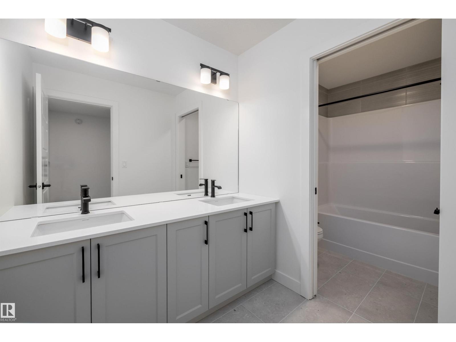 656 Kinglet Bv Nw, Edmonton, Alberta  T5S 0S8 - Photo 35 - E4471151