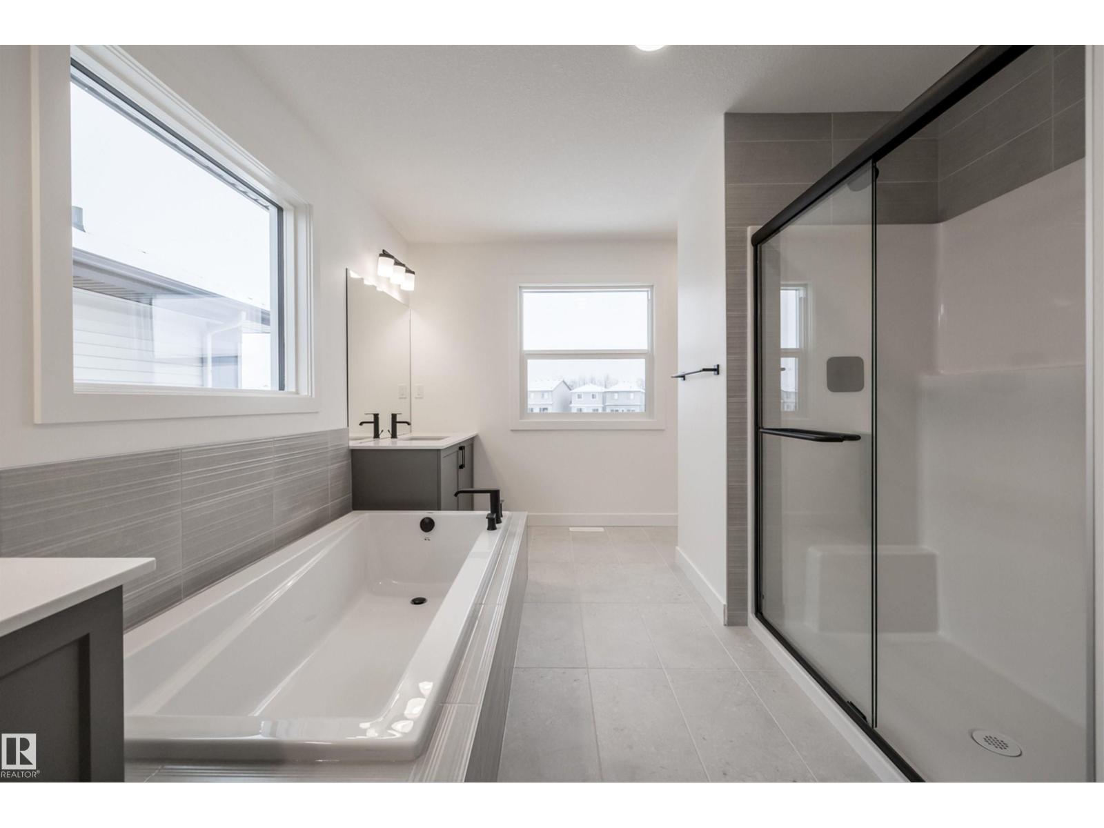 656 Kinglet Bv Nw, Edmonton, Alberta  T5S 0S8 - Photo 45 - E4471151