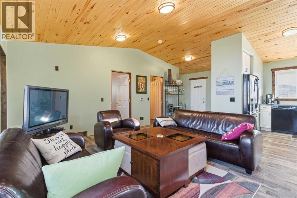 619 Lakeside Drive, Rural Vulcan County, Alberta  T0B 2R0 - Photo 7 - A2280128