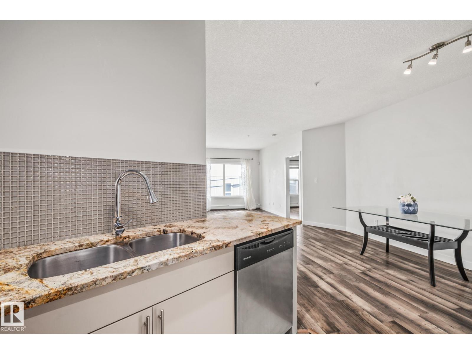 #212 10611 117 St Nw, Edmonton, Alberta  T5H 0G6 - Photo 5 - E4481783