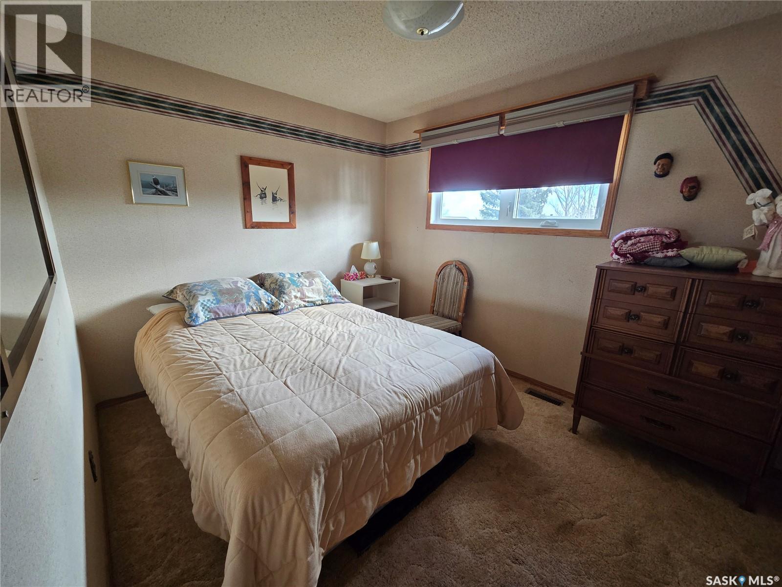 474 Steele Crescent, Swift Current, Saskatchewan  S9H 4P9 - Photo 7 - SK032545