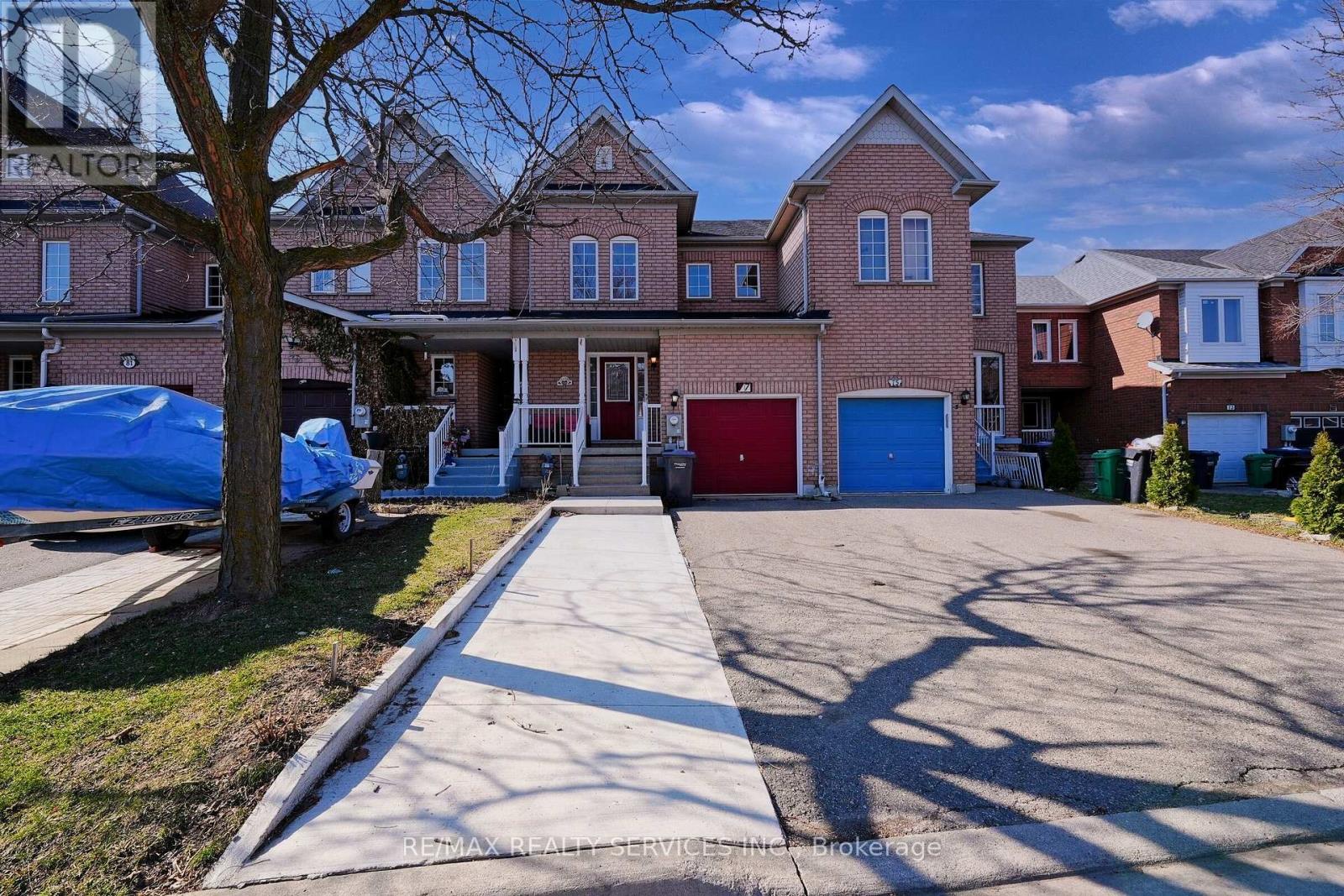 77 MONACO COURT, brampton (fletcher's meadow), Ontario