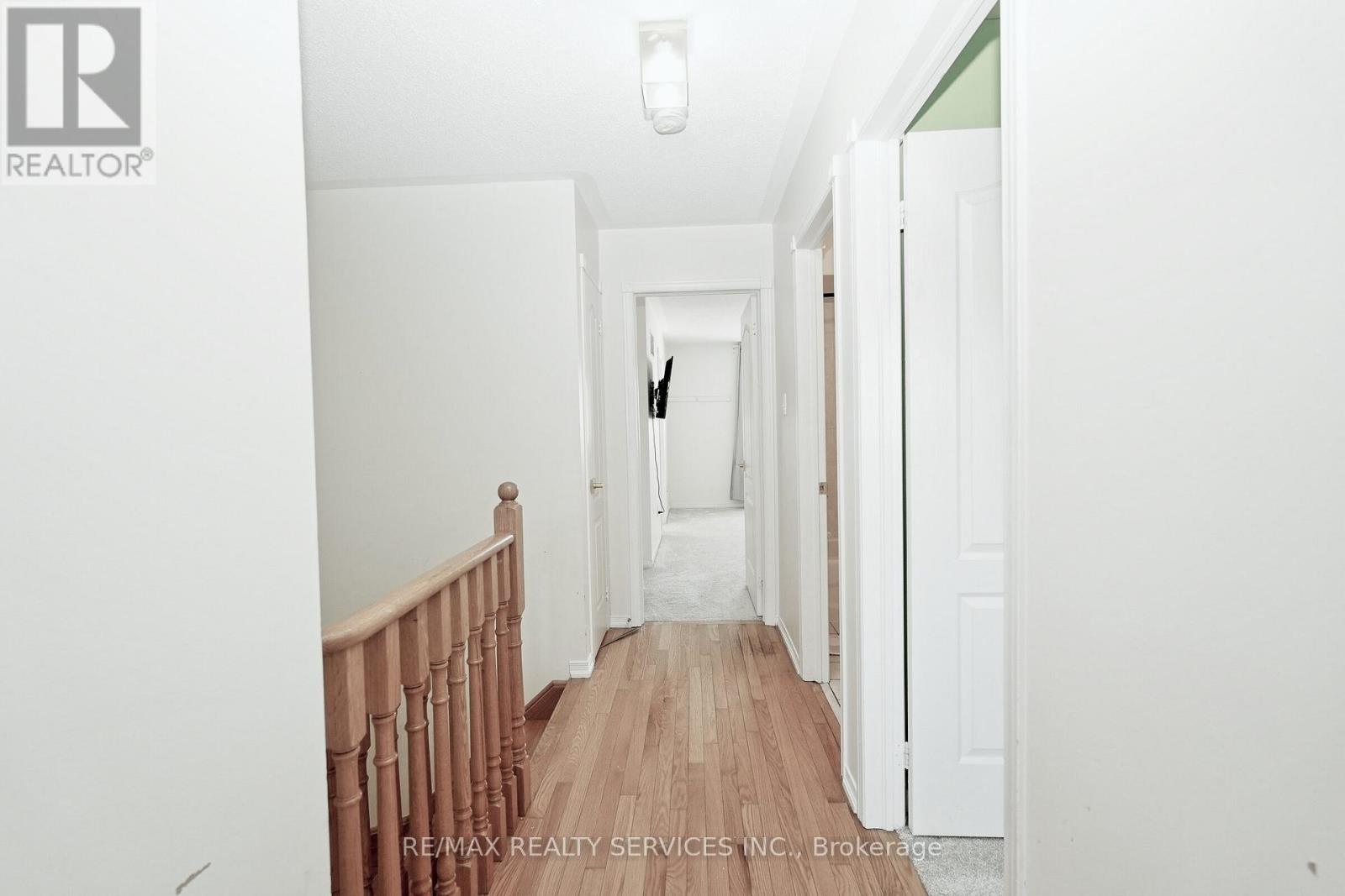 77 Monaco Court, Brampton, Ontario  L7A 1X5 - Photo 28 - W12985578