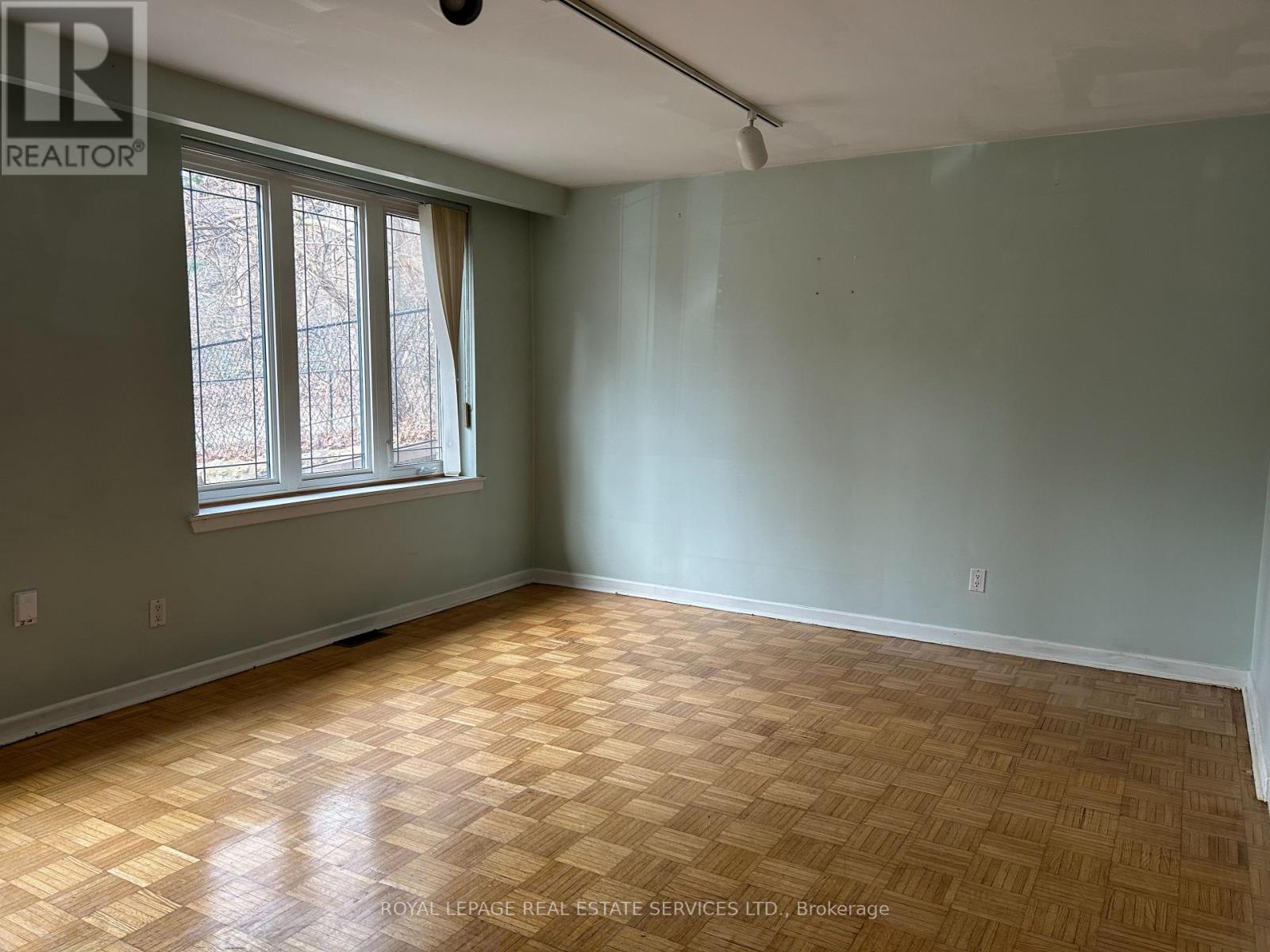 Ground Floor - 178 Morningside Avenue, Toronto, Ontario  M6S 1E3 - Photo 21 - W12985588