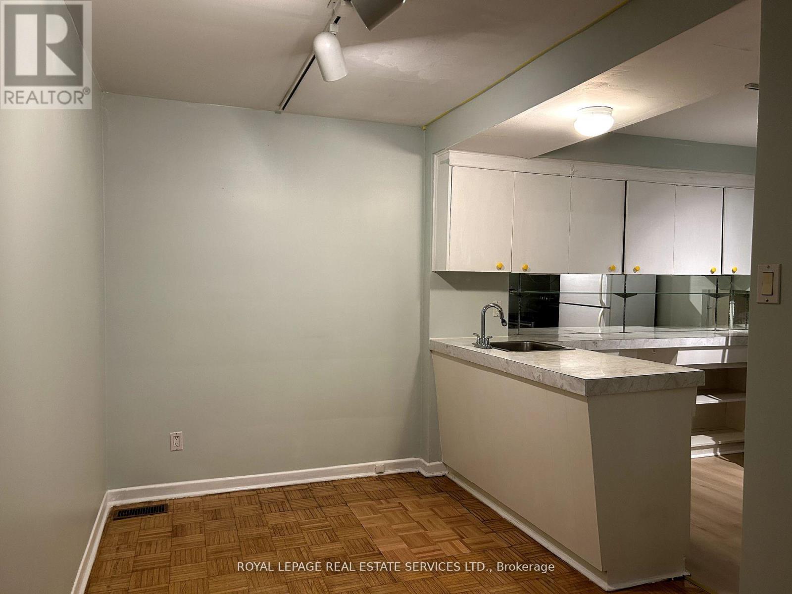 Ground Floor - 178 Morningside Avenue, Toronto, Ontario  M6S 1E3 - Photo 29 - W12985588