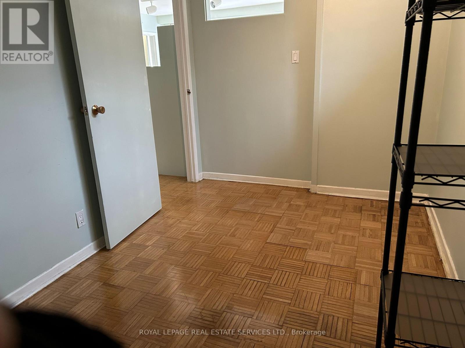 Ground Floor - 178 Morningside Avenue, Toronto, Ontario  M6S 1E3 - Photo 34 - W12985588