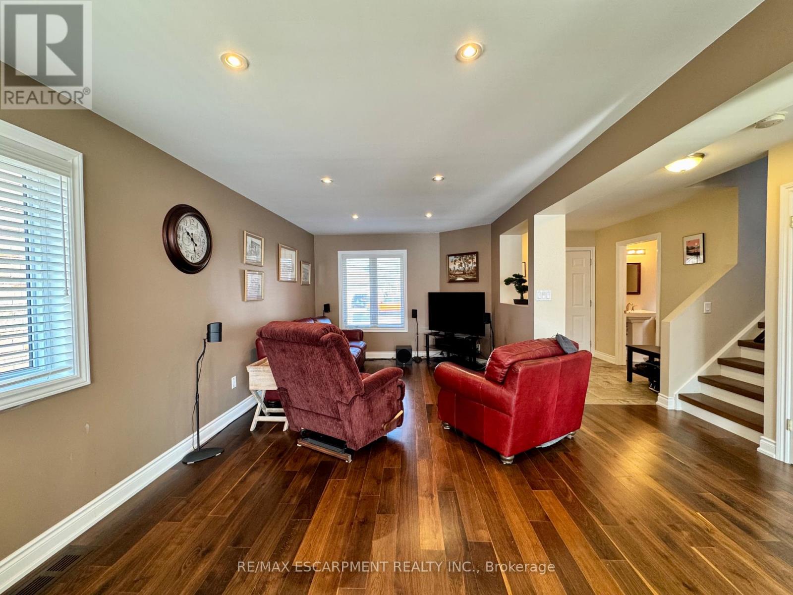 4126 Bianca Forest Drive, Burlington, Ontario  L7M 4L5 - Photo 27 - W12985592