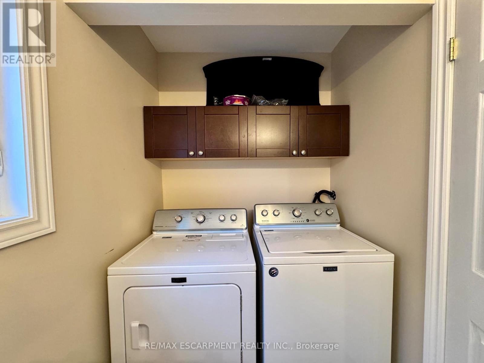 4126 Bianca Forest Drive, Burlington, Ontario  L7M 4L5 - Photo 30 - W12985592