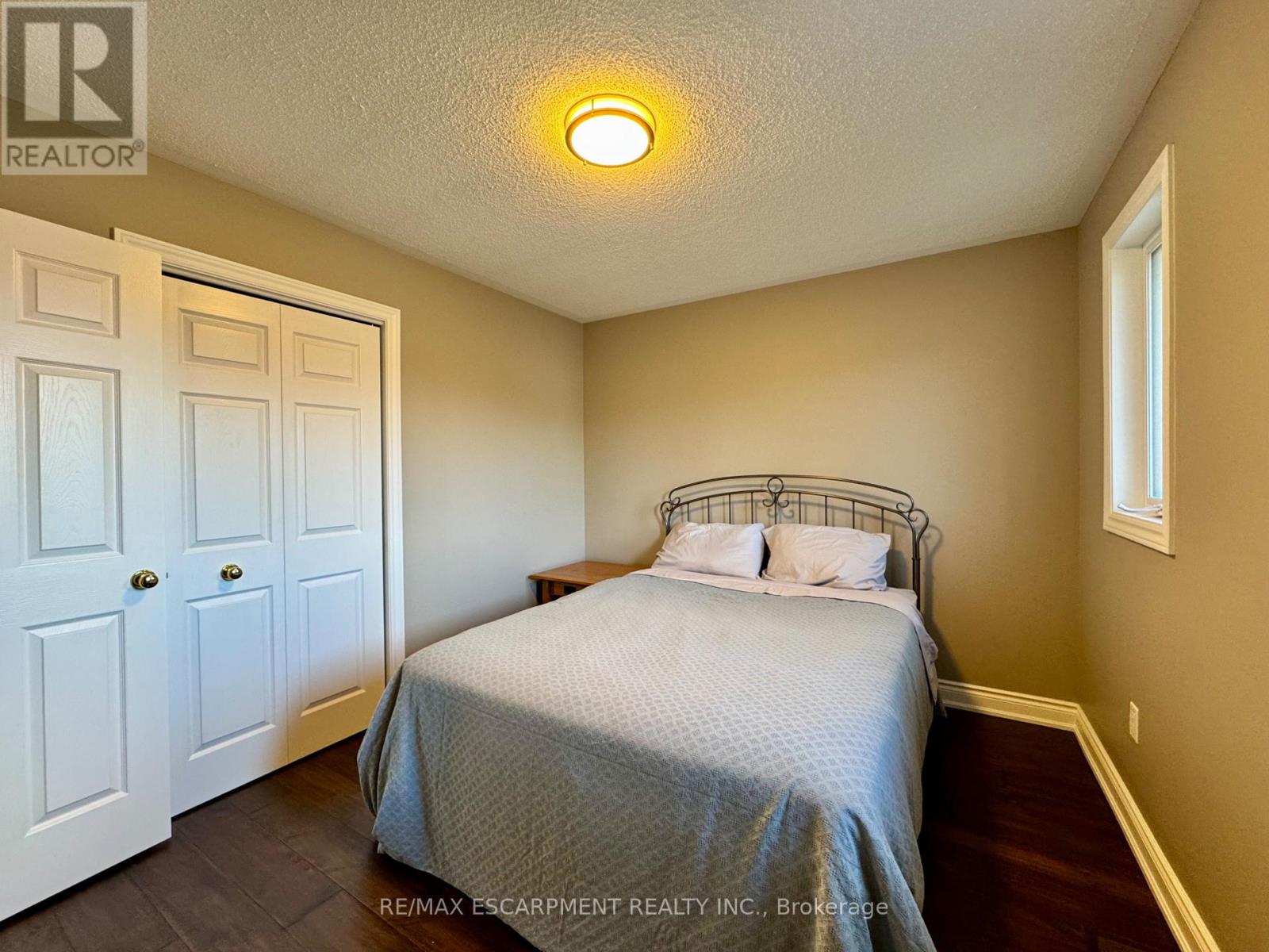 4126 Bianca Forest Drive, Burlington, Ontario  L7M 4L5 - Photo 38 - W12985592