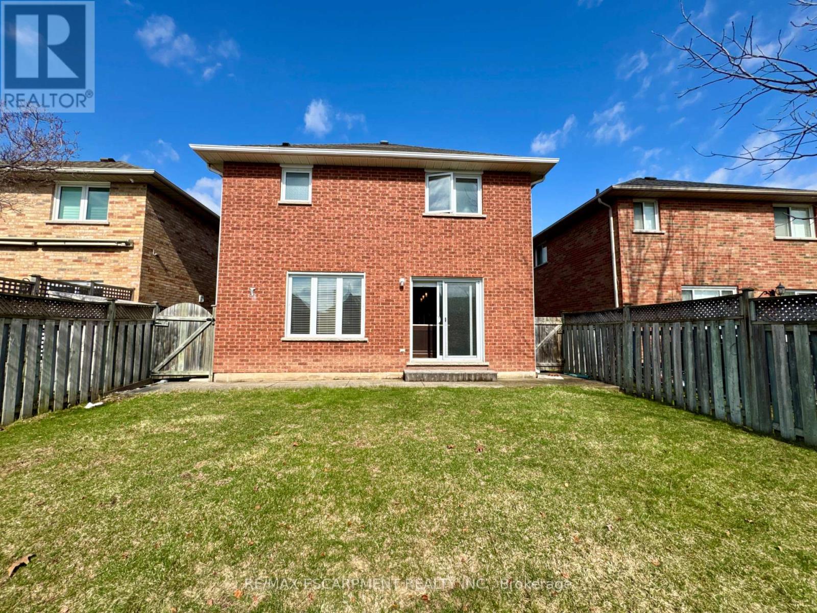 4126 Bianca Forest Drive, Burlington, Ontario  L7M 4L5 - Photo 48 - W12985592