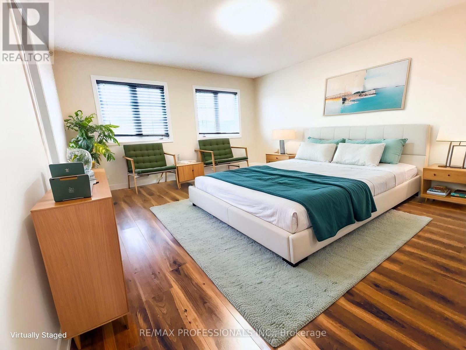 851 Clemens Crescent, Mississauga, Ontario  L5V 2S8 - Photo 11 - W12985632