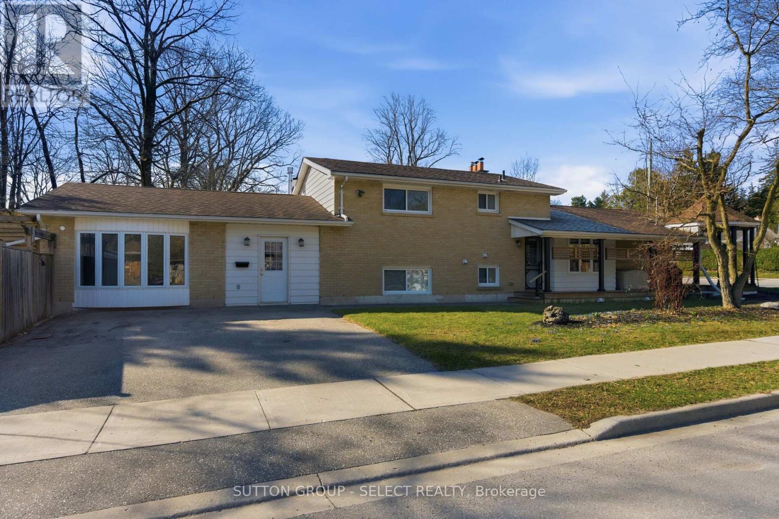 45 Upper Avenue, London North, Ontario  N6H 2L5 - Photo 3 - X12810752