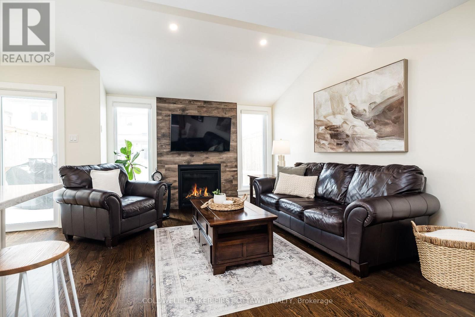 211 Purchase Crescent, Ottawa, Ontario  K2S 2L8 - Photo 17 - X12985110