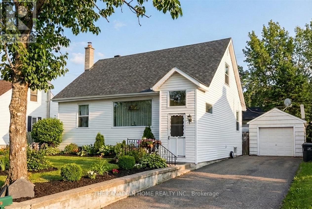 24 NEEBIG AVENUE, Manitouwadge, Ontario