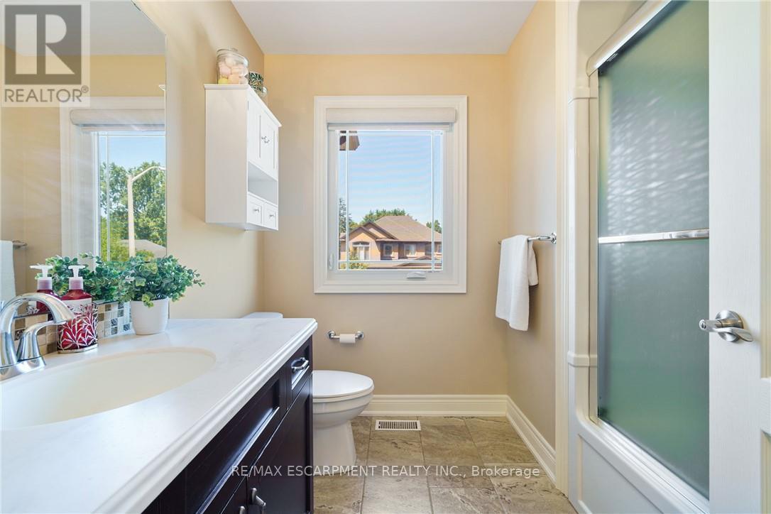 8952 Black Forest Crescent, Niagara Falls, Ontario  L2H 0M8 - Photo 25 - X12985626