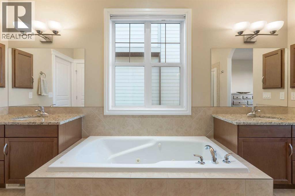 70 Muirfield Boulevard, Lyalta, Alberta  T0J 1Y1 - Photo 24 - A2264877