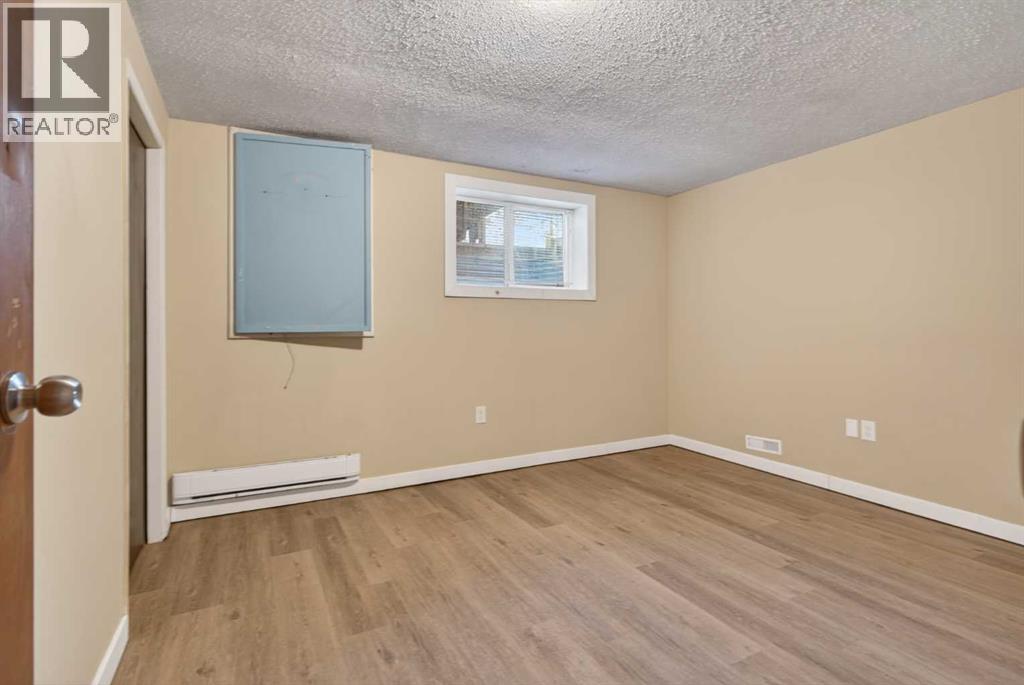 5543 Dalhart Road NW, Calgary, Alberta  T3A 1S8 - Photo 33 - A2300794