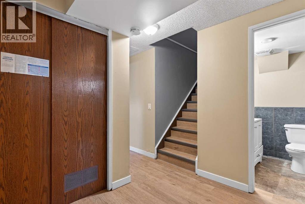 5543 Dalhart Road NW, Calgary, Alberta  T3A 1S8 - Photo 24 - A2300794