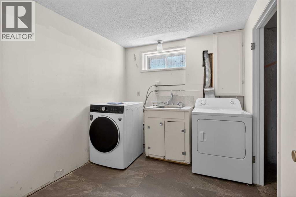 5543 Dalhart Road NW, Calgary, Alberta  T3A 1S8 - Photo 31 - A2300794