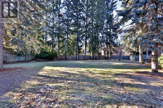 1336 Queen Victoria Avenue, Mississauga, Ontario  L5H 3H3 - Photo 47 - W12985648