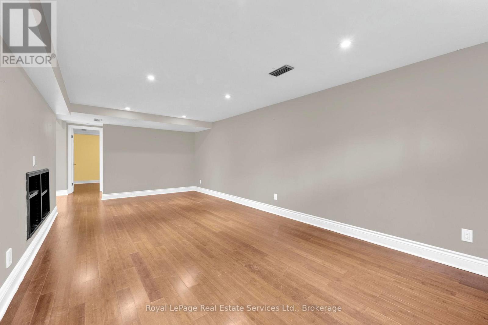 Basement - 65 Cumming Court, Hamilton, Ontario  L9G 1V4 - Photo 5 - X12985736