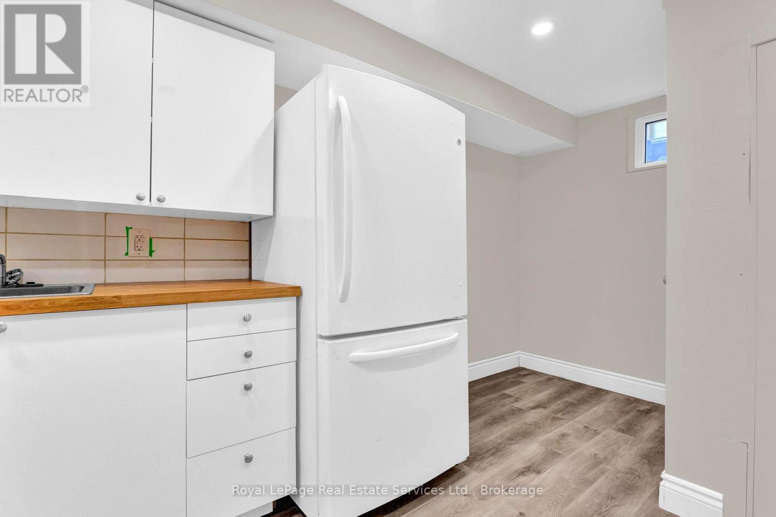 Basement - 65 Cumming Court, Hamilton, Ontario  L9G 1V4 - Photo 9 - X12985736