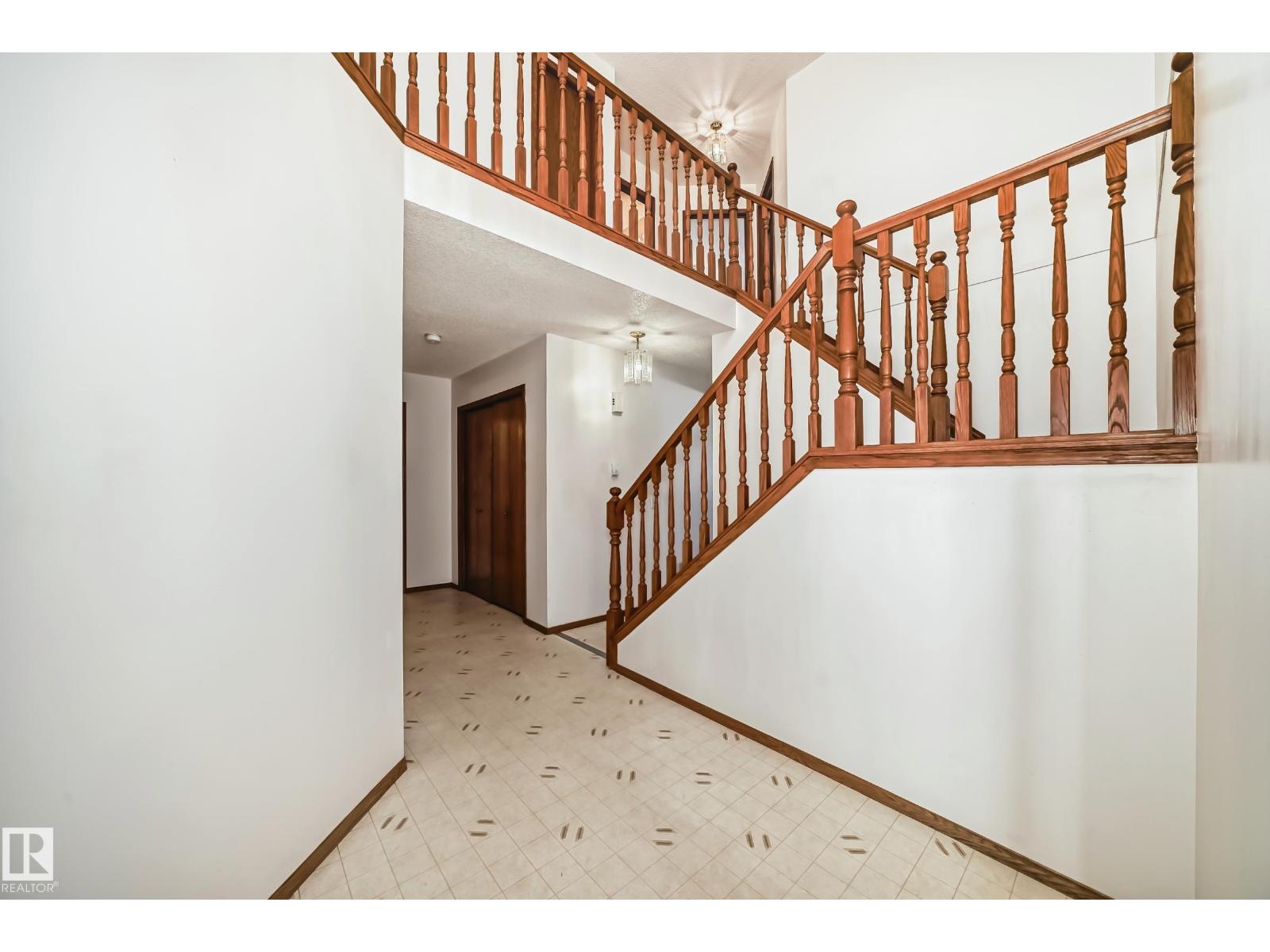 5224 190 St Nw, Edmonton, Alberta  T6M 2L2 - Photo 5 - E4481683