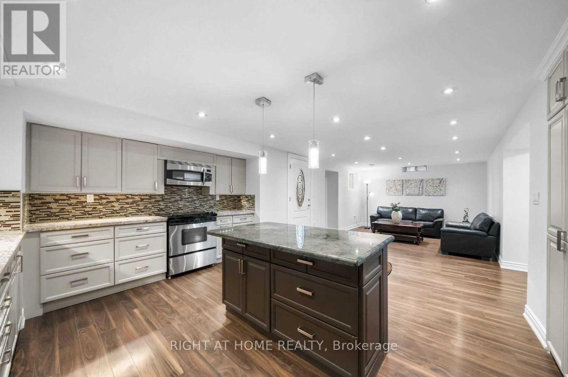 Lower - 9 Alyssum Court, Richmond Hill, Ontario  L4E 4M7 - Photo 3 - N12981168