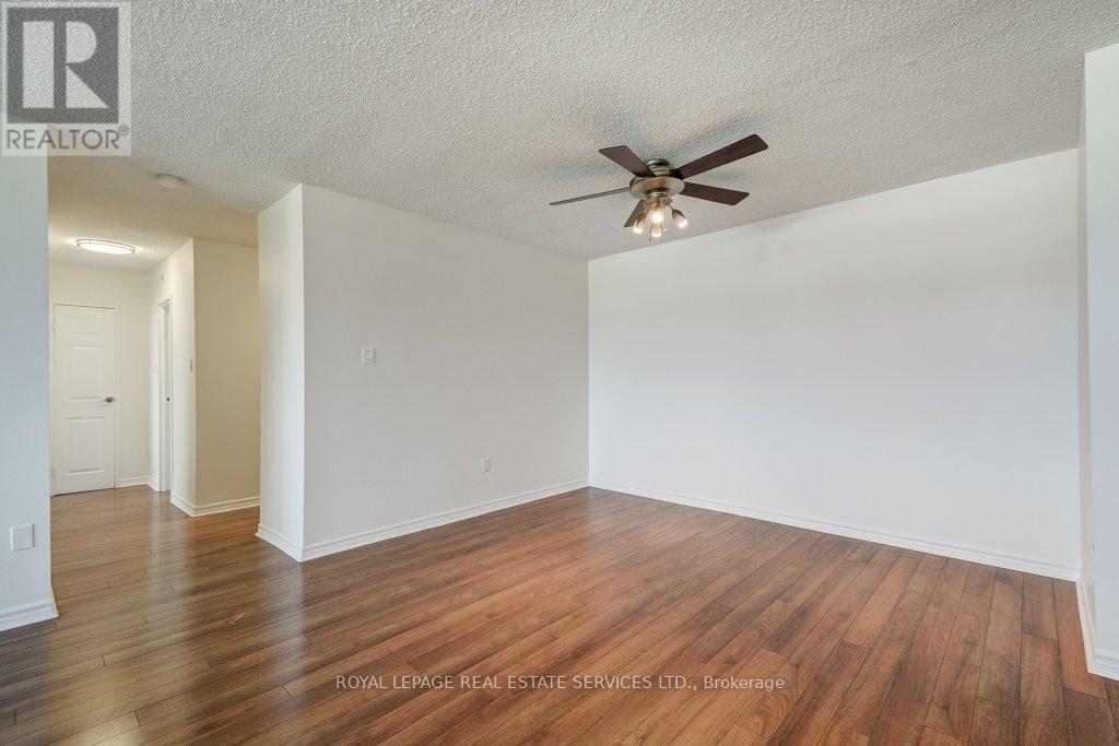 404 - 212 Kerr Street, Oakville, Ontario  L6K 3B1 - Photo 12 - W12983430