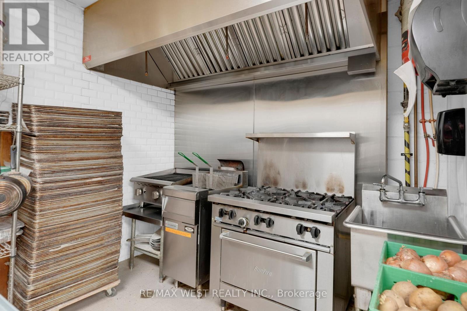 2 - 4646 Heritage Hills Boulevard, Mississauga, Ontario  L5R 1Y3 - Photo 12 - W12985520