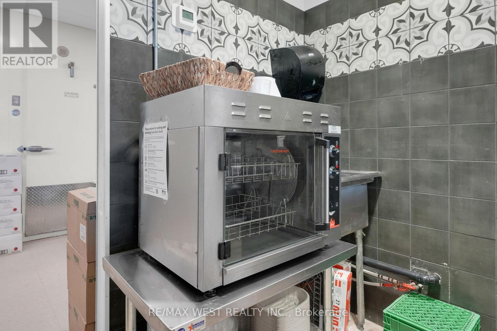 2 - 4646 Heritage Hills Boulevard, Mississauga, Ontario  L5R 1Y3 - Photo 18 - W12985520