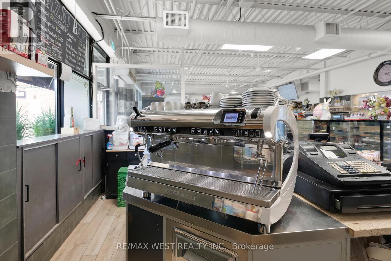 2 - 4646 Heritage Hills Boulevard, Mississauga, Ontario  L5R 1Y3 - Photo 35 - W12985520