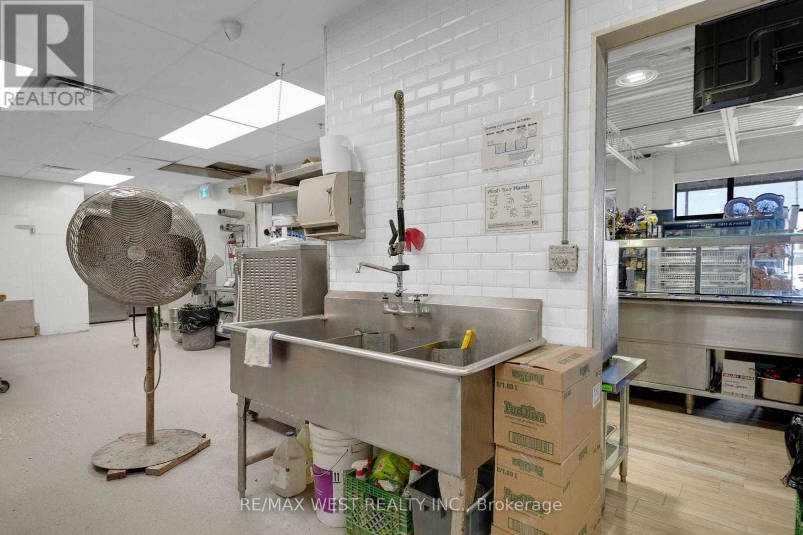 2 - 4646 Heritage Hills Boulevard, Mississauga, Ontario  L5R 1Y3 - Photo 9 - W12985520