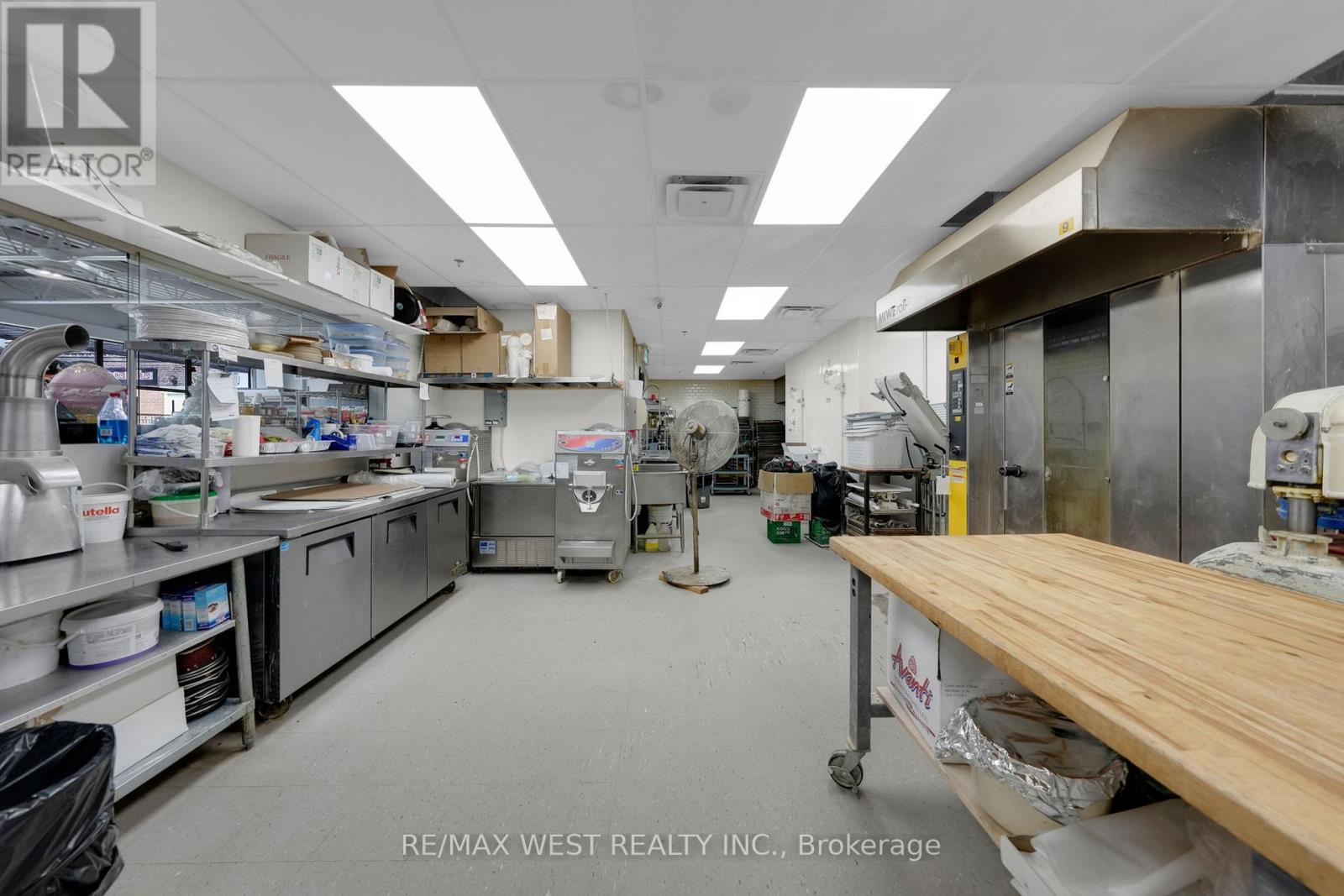 2 - 4646 Heritage Hills Boulevard, Mississauga, Ontario  L5R 1Y3 - Photo 7 - W12985520