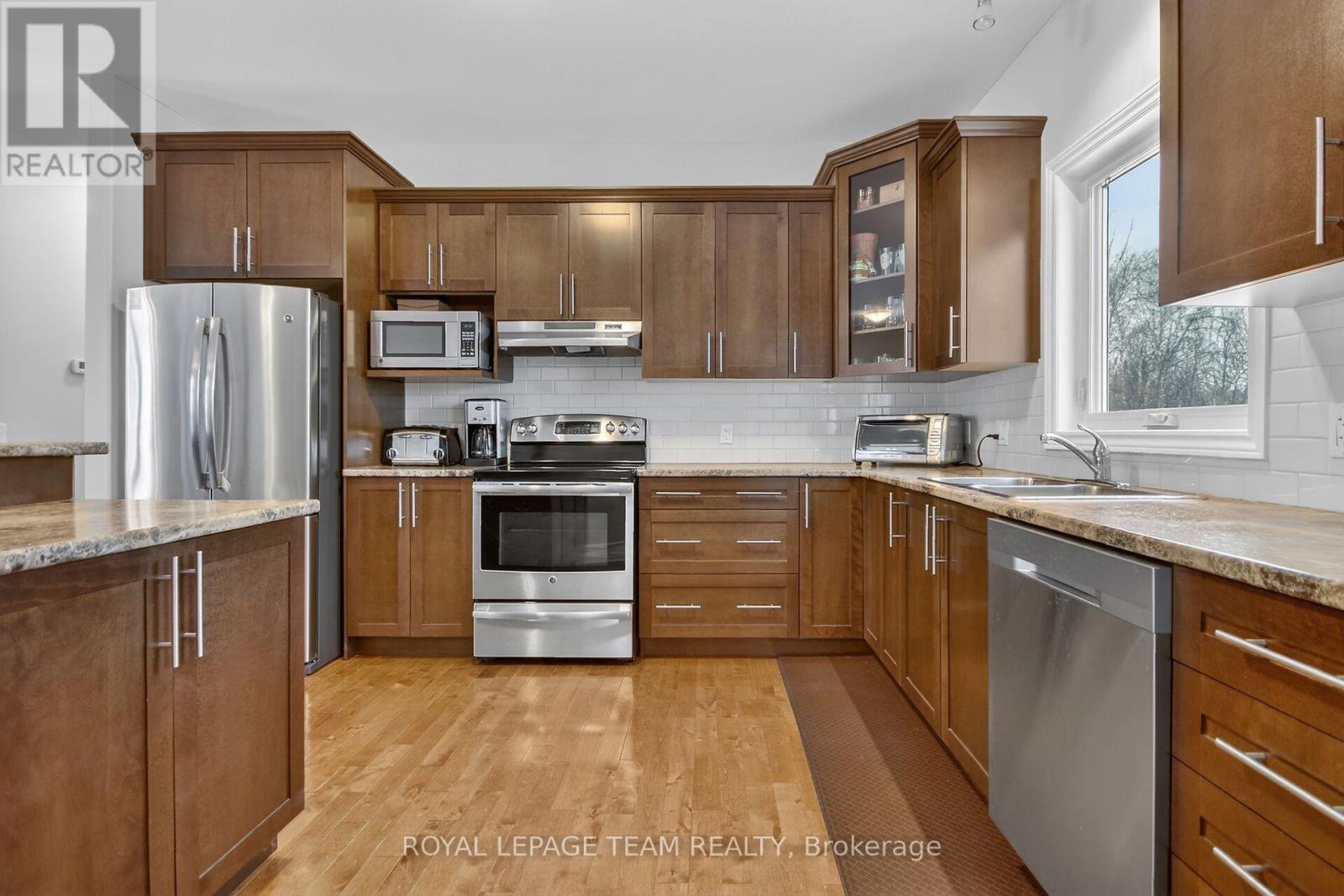 286 Dean Ridge Road, Drummond/north Elmsley, Ontario  K7C 0E1 - Photo 10 - X12822120