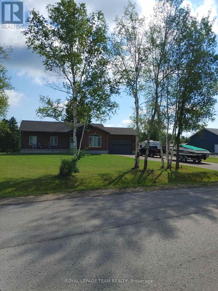 286 Dean Ridge Road, Drummond/north Elmsley, Ontario  K7C 0E1 - Photo 3 - X12822120