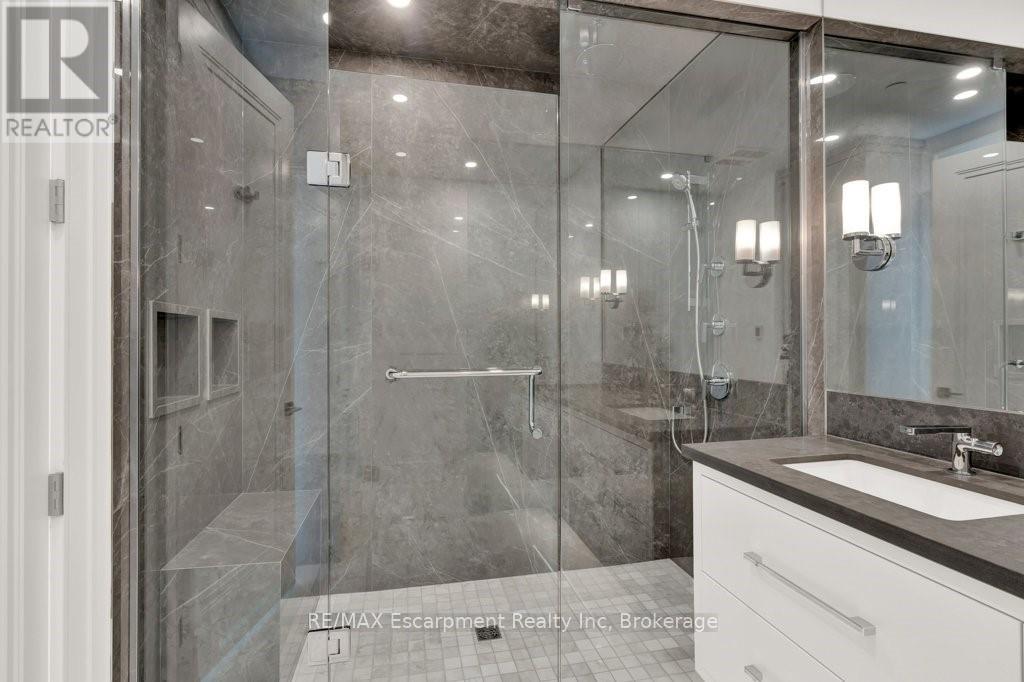 2003 - 2060 Lakeshore Road, Burlington, Ontario  L7R 0G2 - Photo 21 - W12985752