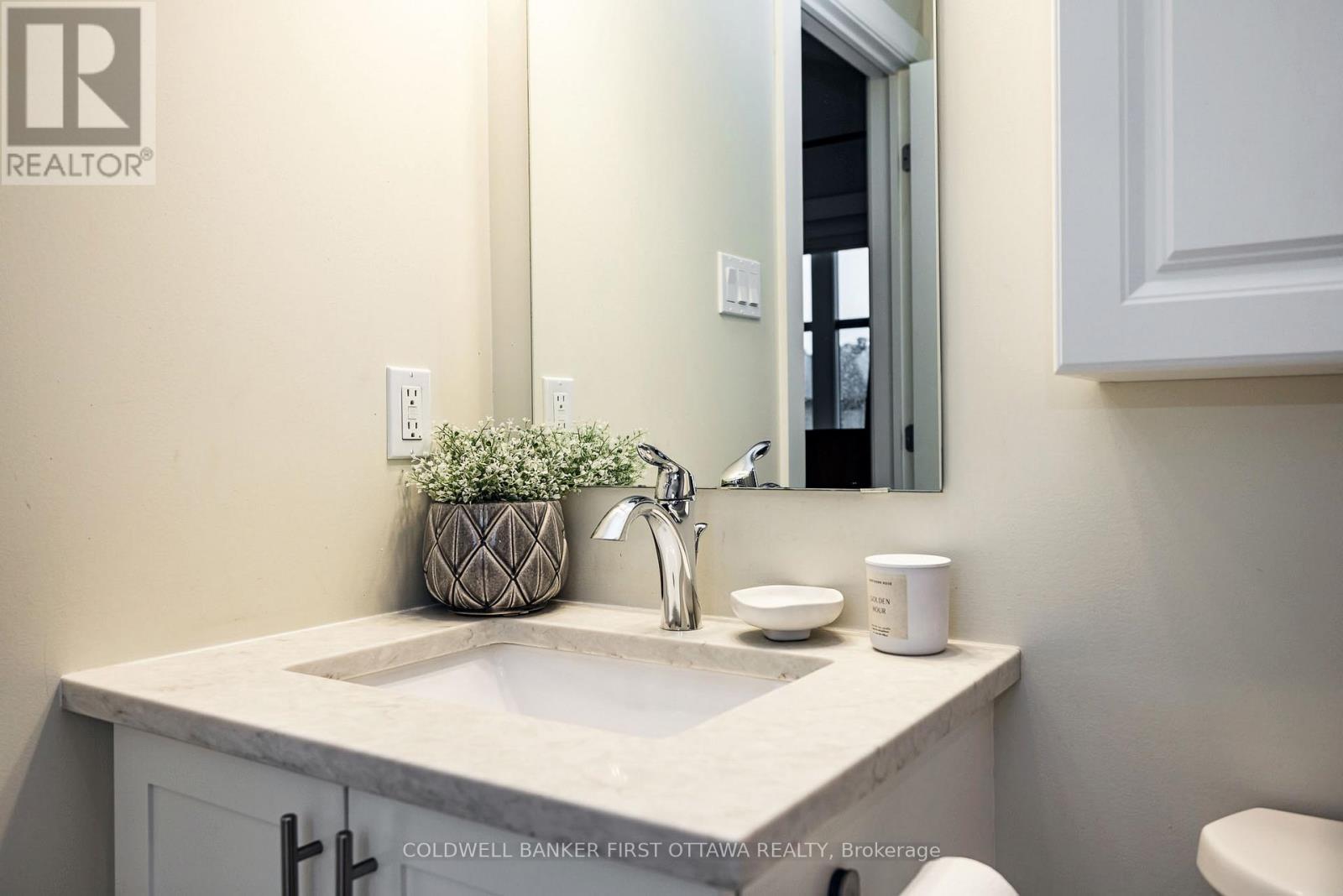 211 Purchase Crescent, Ottawa, Ontario  K2S 2L8 - Photo 30 - X12985110